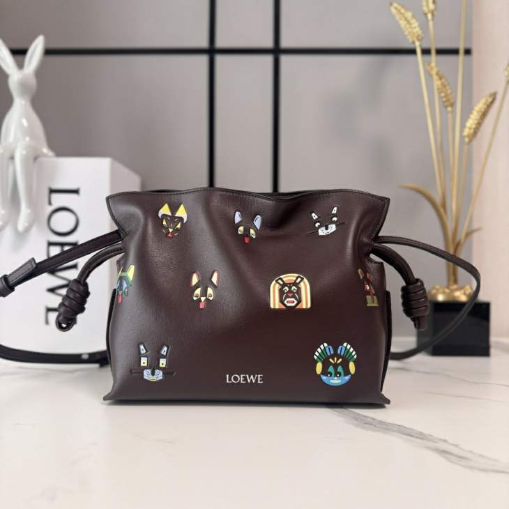 Picture of Loewe Handbags _SKUfw239906994fw